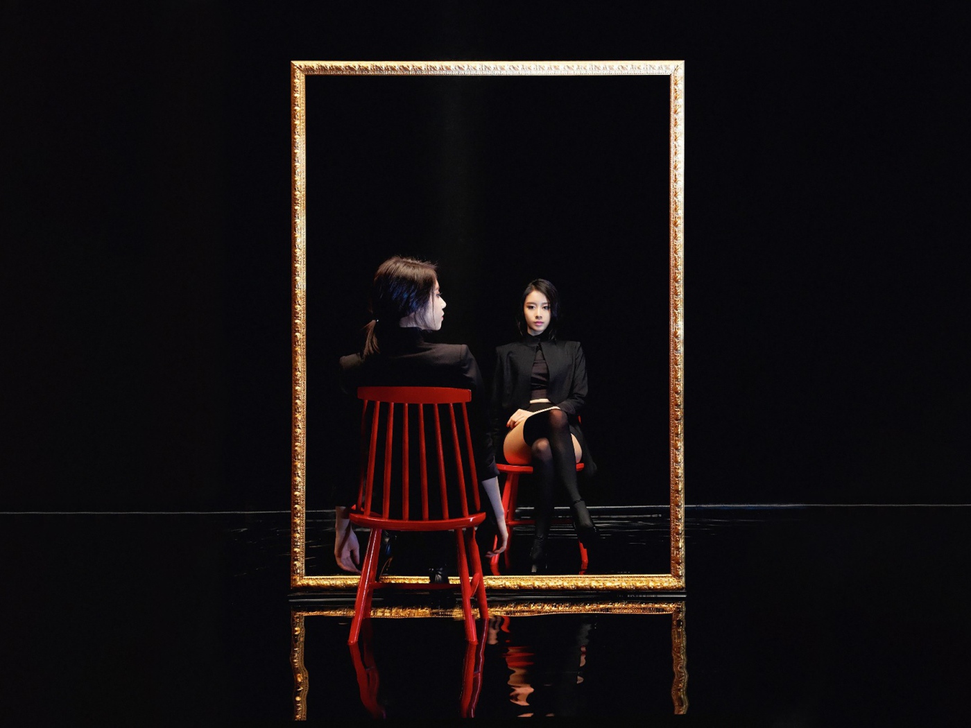 Джион у зеркала, группа T-ara