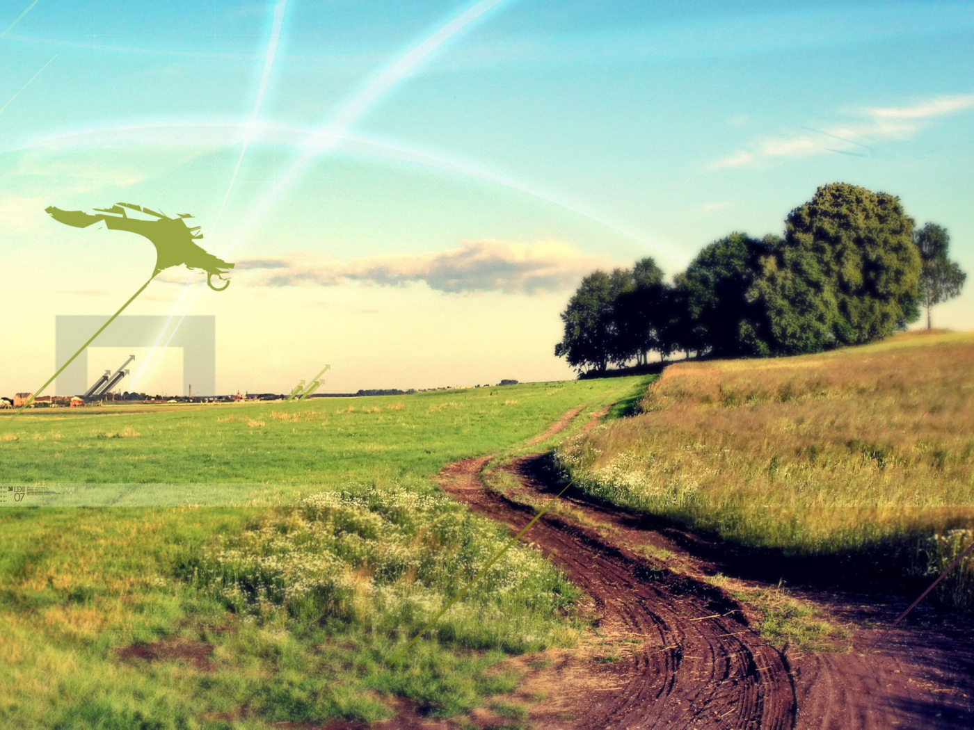 Грунтовая дорога через поле