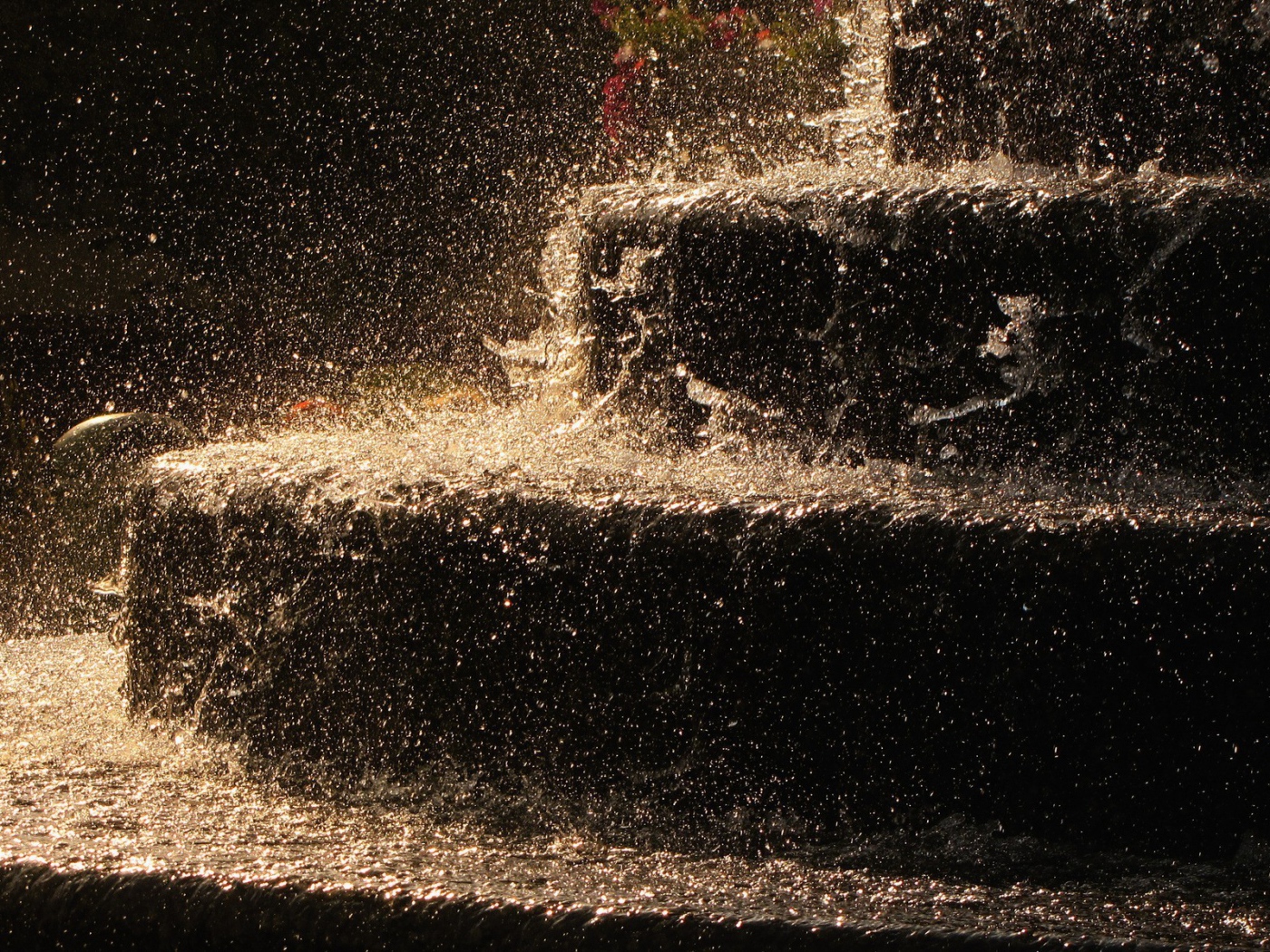 Ливень на ступенях