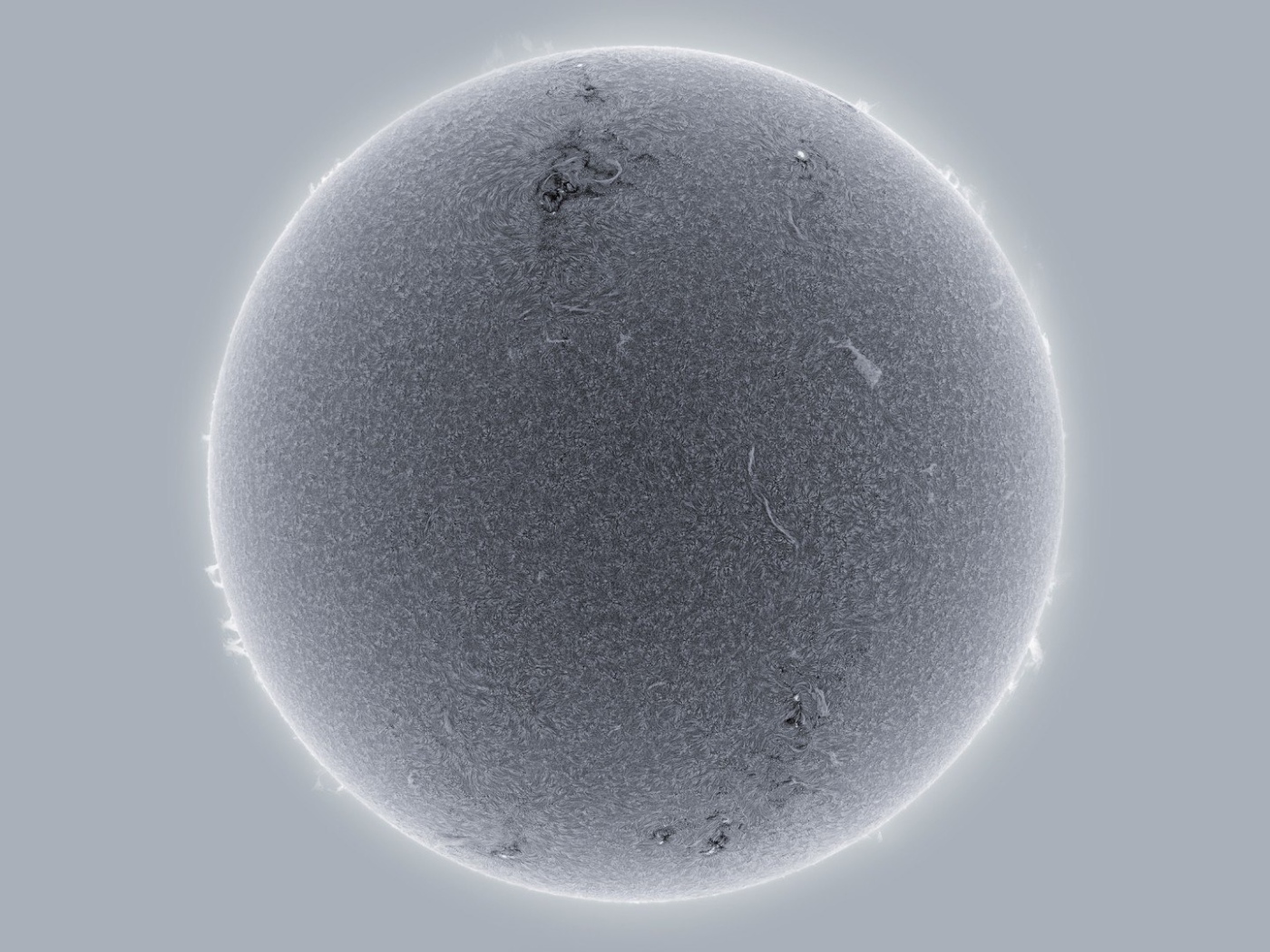 Солнце через светофильтр