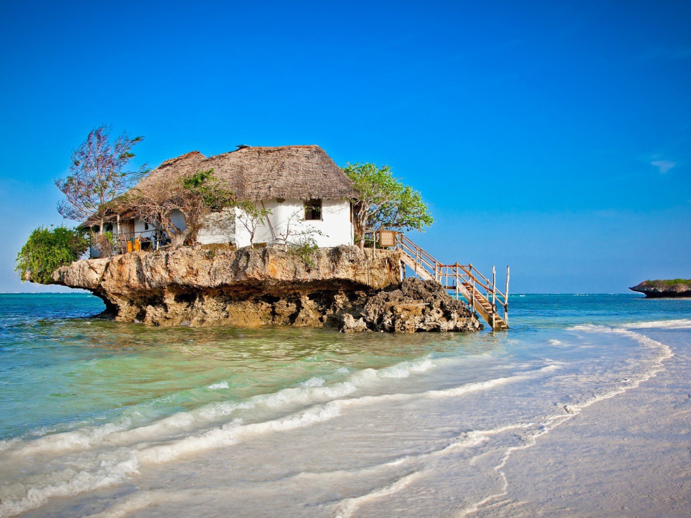 Дом на скале в Кении