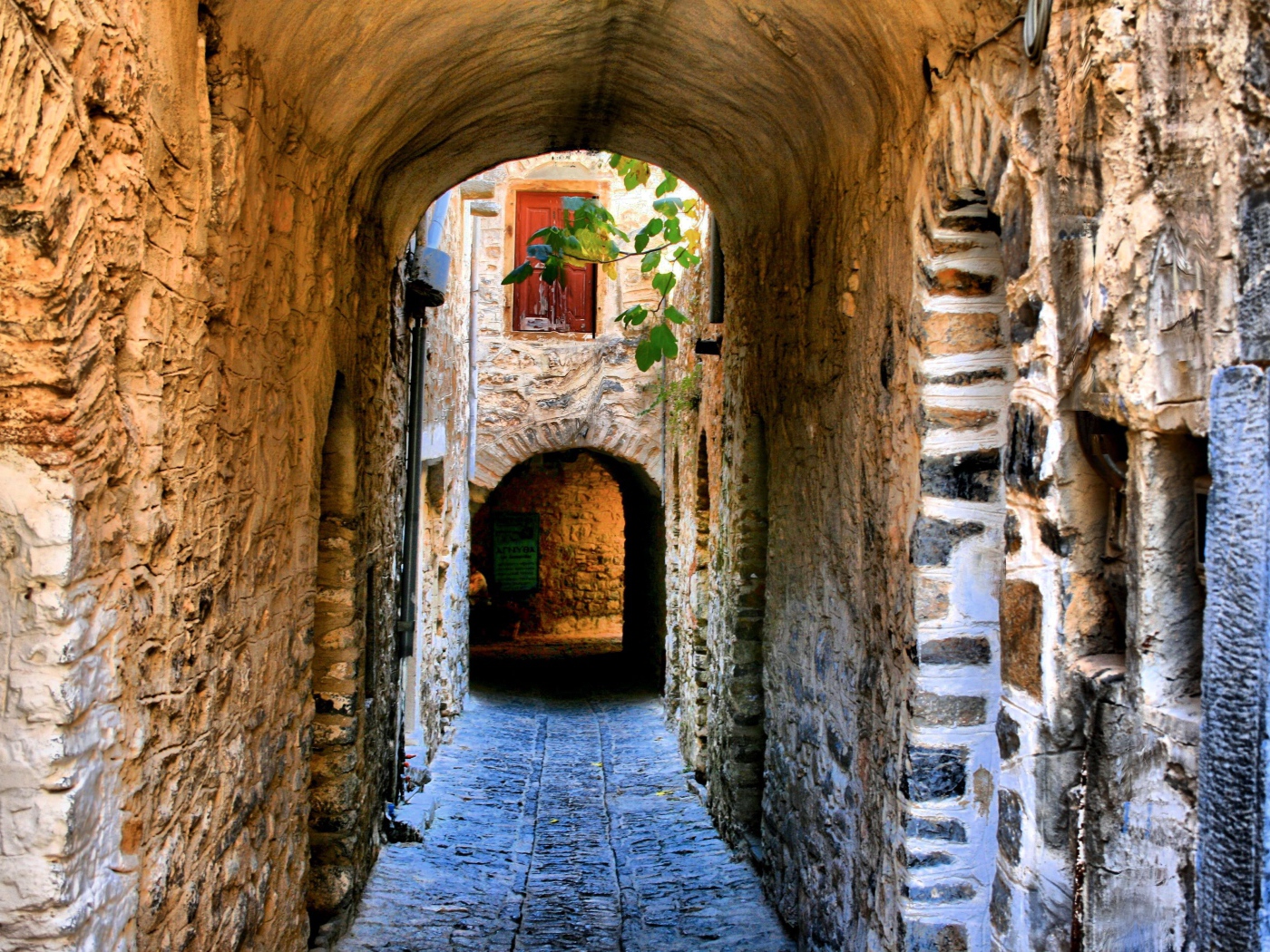 Проход для пешеходов, остров Хиос Греция