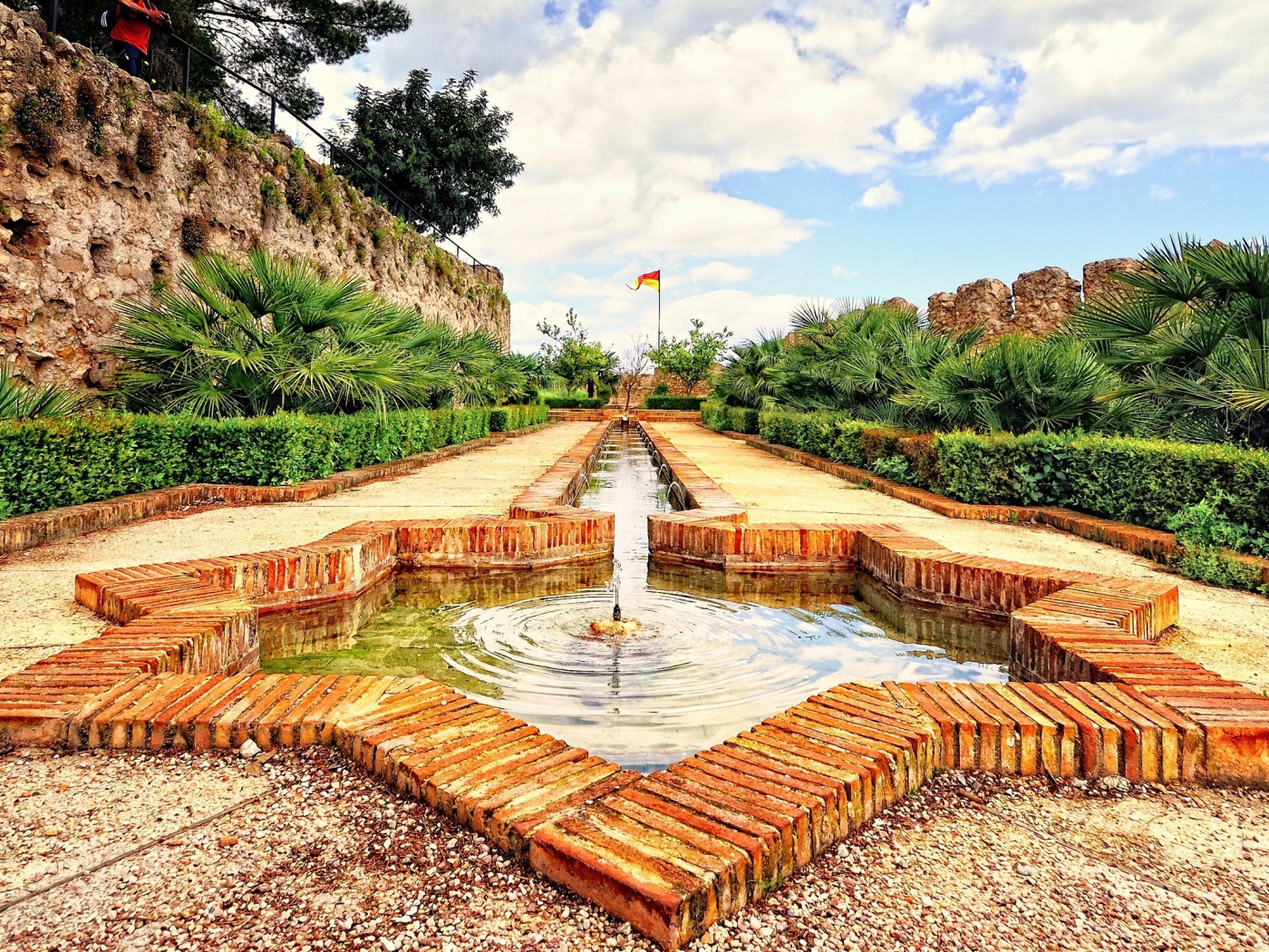 Фонтан в форме звезды