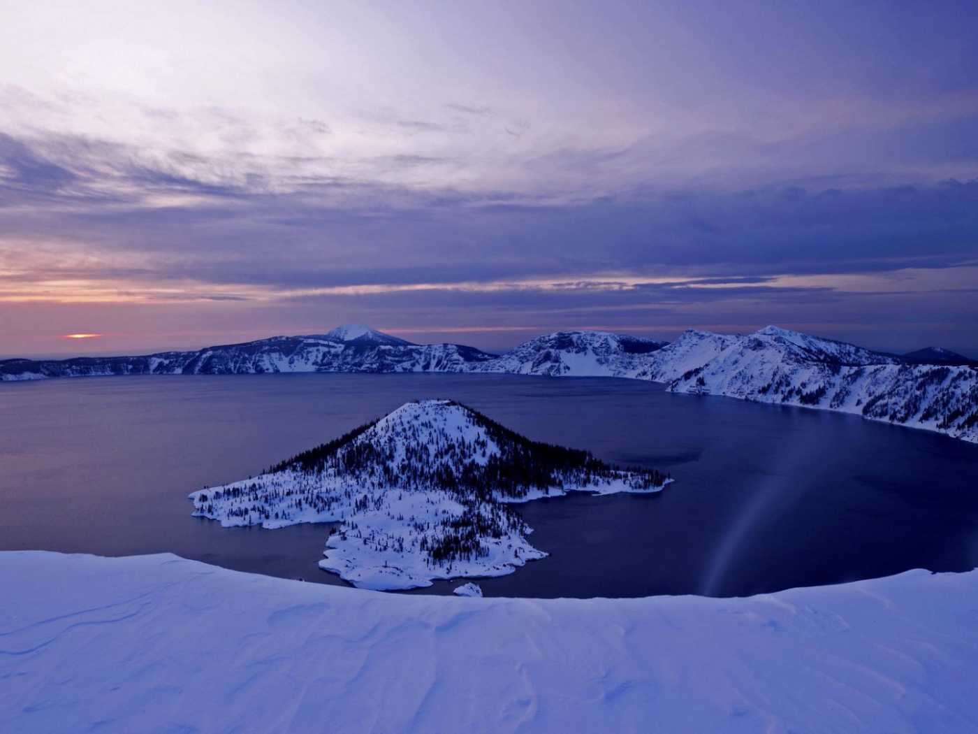 Национальный парк Озеро крейтер. Штат Орегон, США