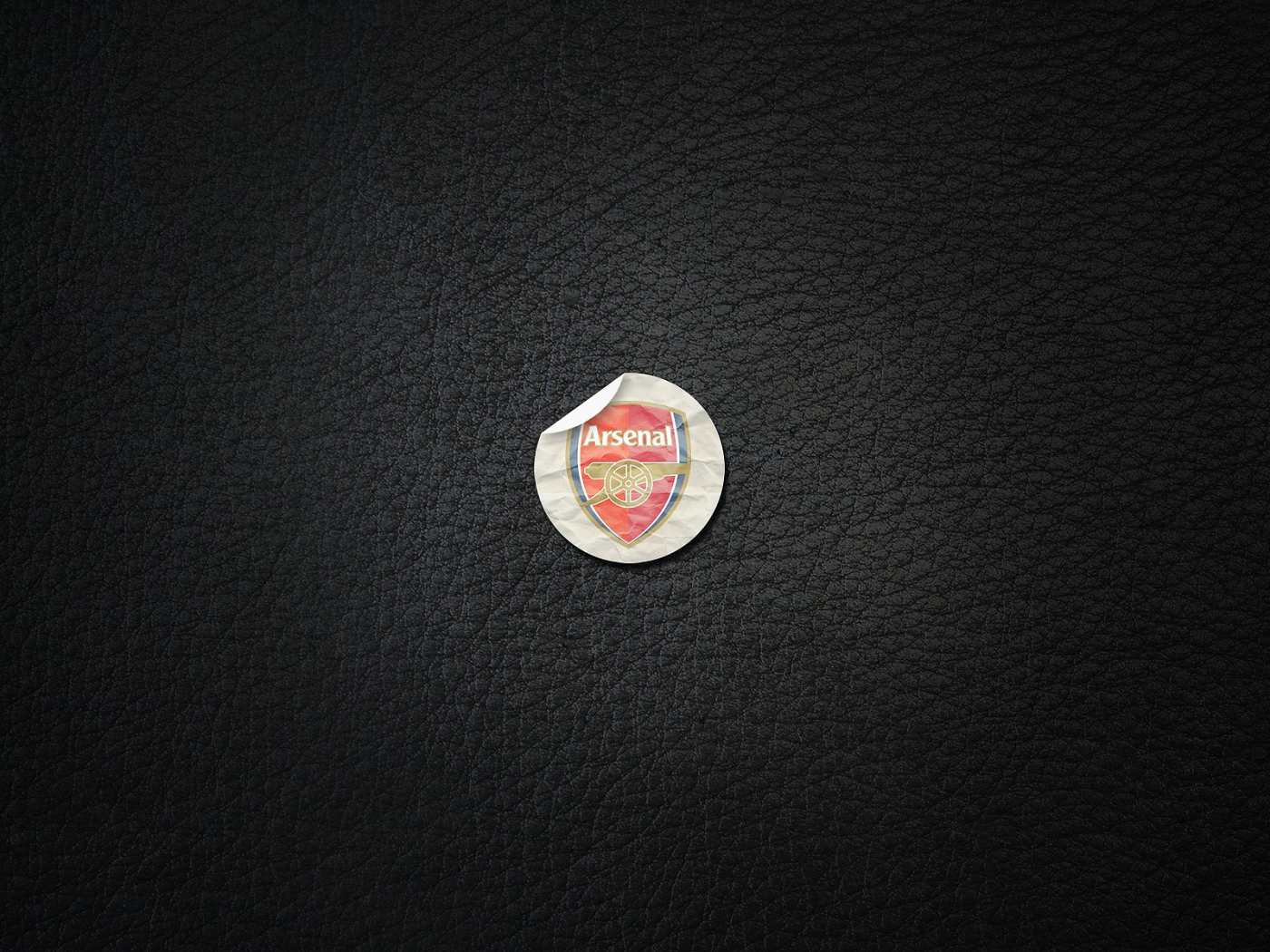 Клуб Арсенал, черный фон