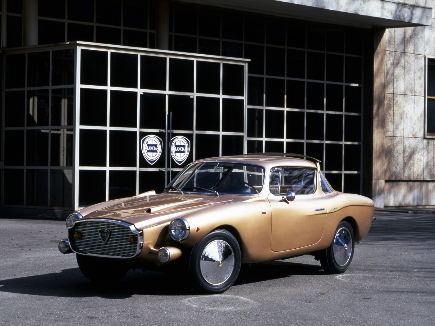 Ретро автомобиль  Lancia Flaminia Coupy