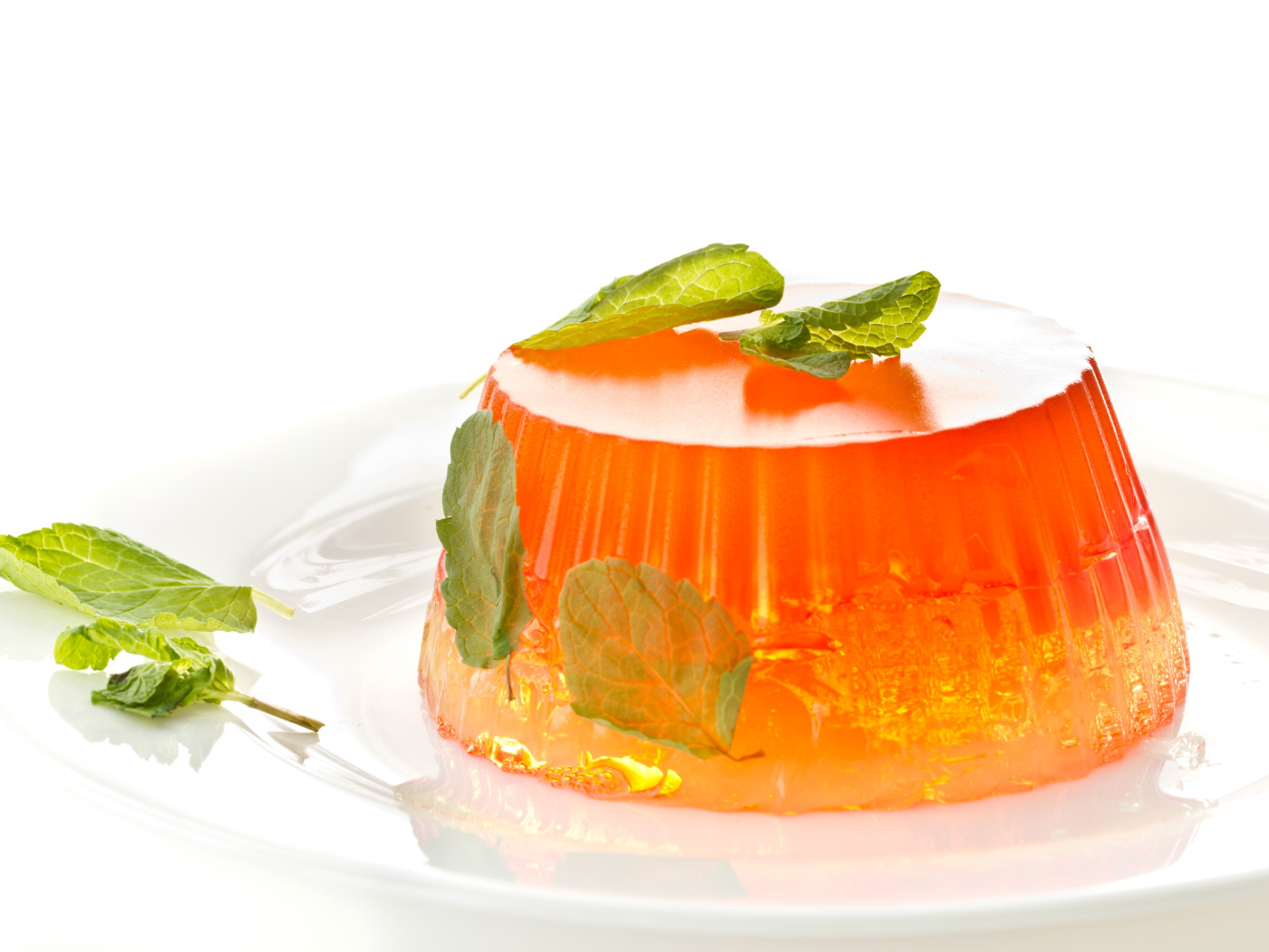 Аппетитное апельсиновое желе с мятой 
