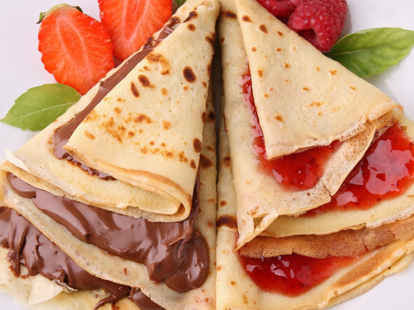 Блинчики с шоколадом и джемом на Масленицу 2017 