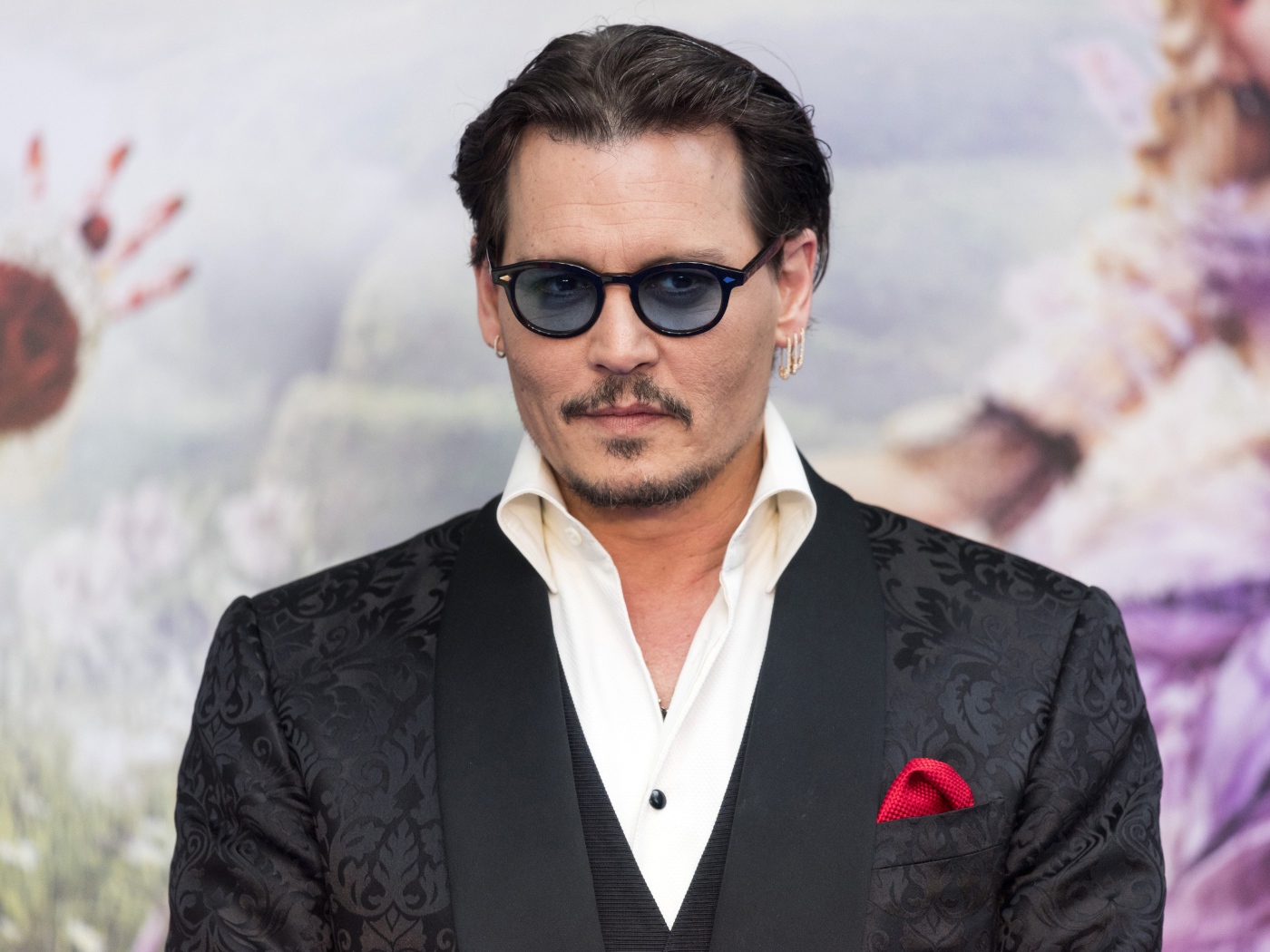 Стильный популярный актер Джонни Депп