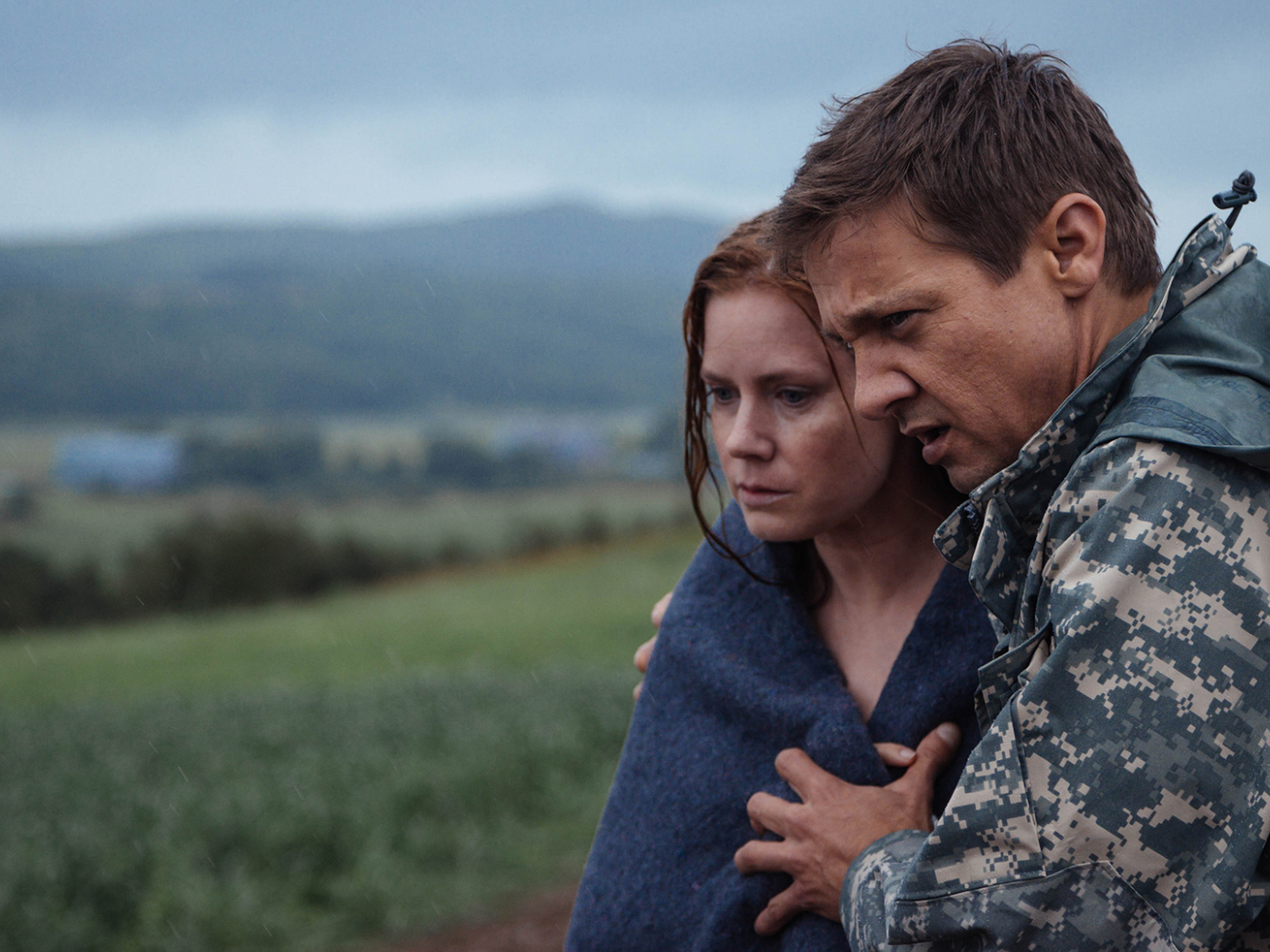 Актеры Эми Адамс и Джереми Реннер фильм Прибытие  