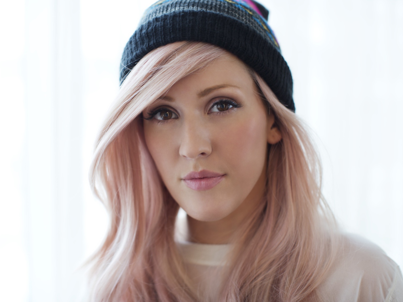 Популярная британская певица Элли Голдинг