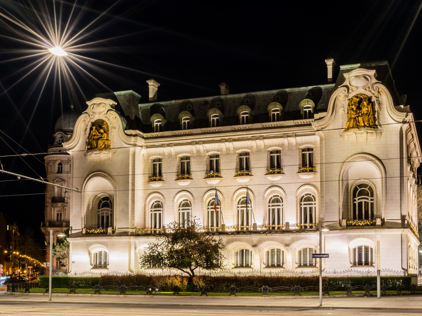 Старинная архитектура на улицах города Вена. Австрия 