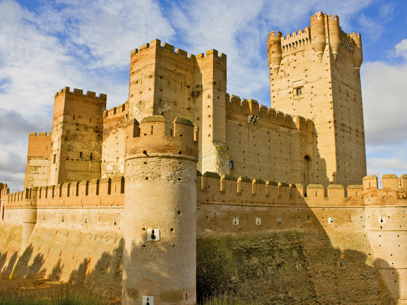 Замок Castillo de La Mota, Испания 