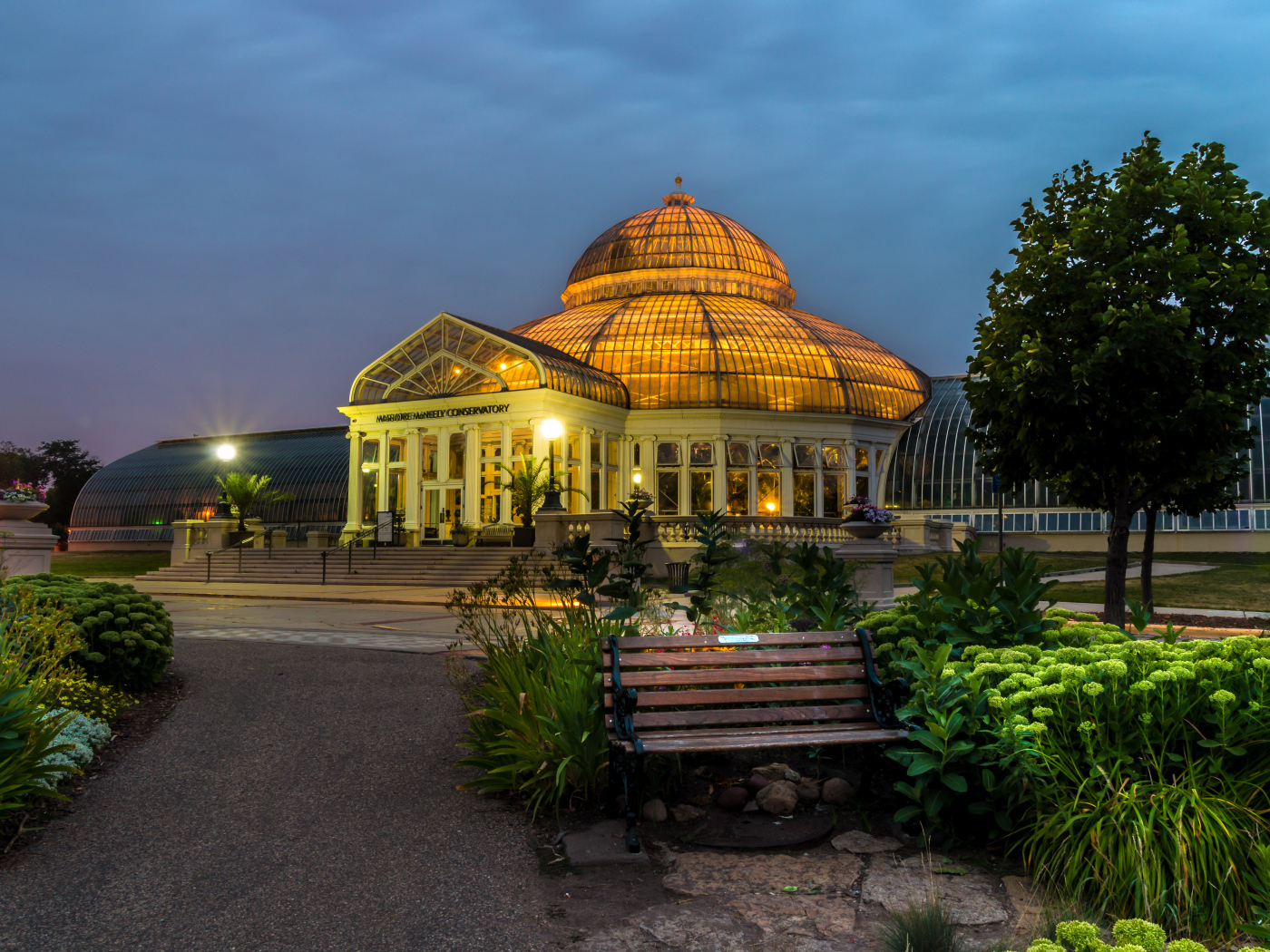 Ботанический сад Marjorie McNeely Conservatory, Миннесота. США 