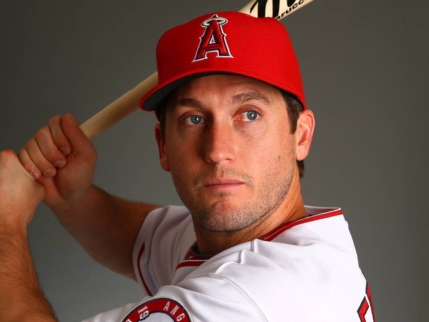 Бейсболист Дэвид Фриз с битой 