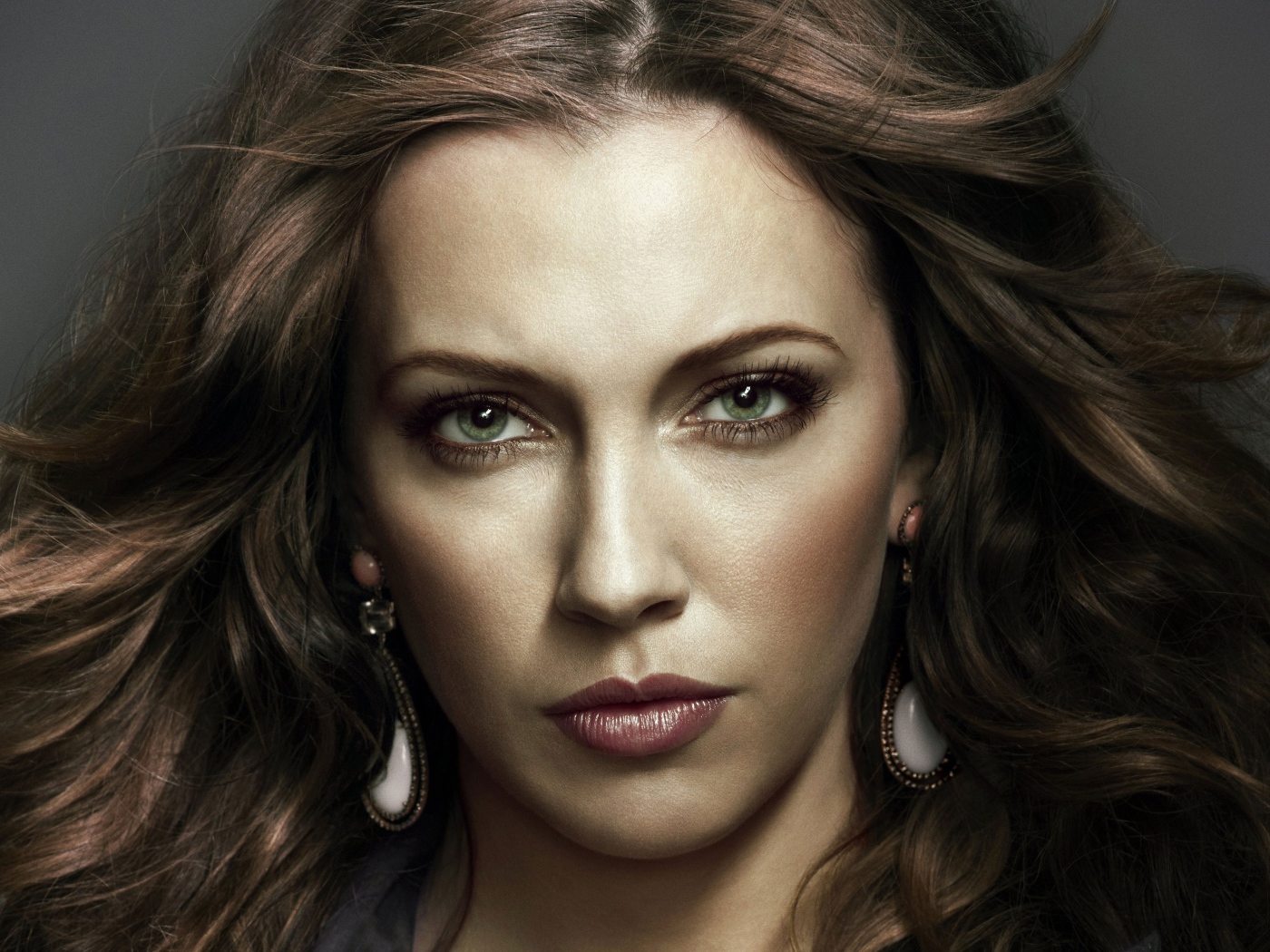 Эффектная актриса Кэти Кэссиди с красивыми украшениями