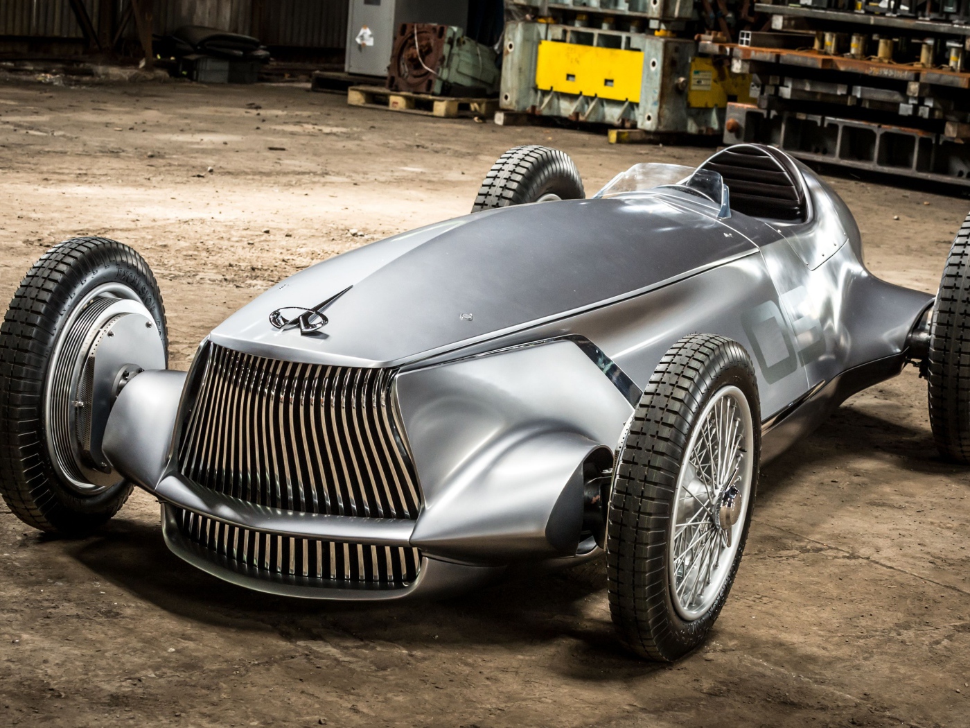 Электрический автомобиль Infiniti Prototype 9, 2018 года цвет серебристый металлик