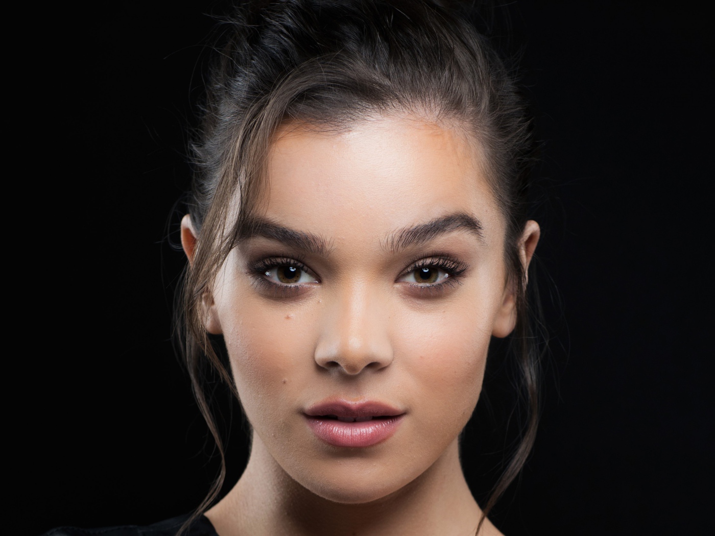 Молодая популярная актриса Хейли Стейнфилд