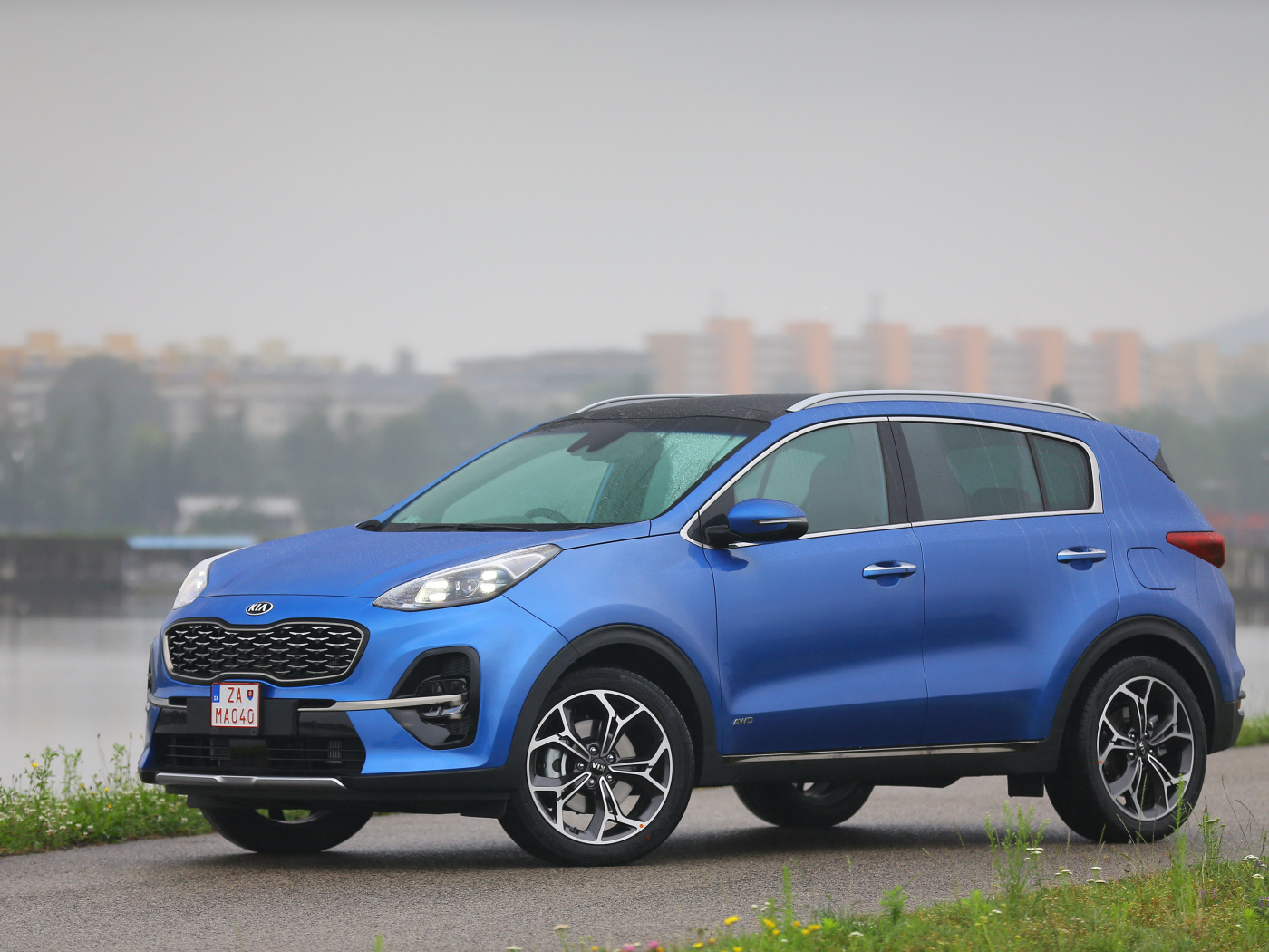 Синий внедорожник KIA Sportage GT Line S 2018 