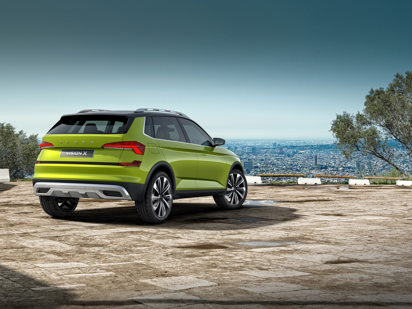 Внедорожник Skoda Vision X 2018 года, вид сзади 