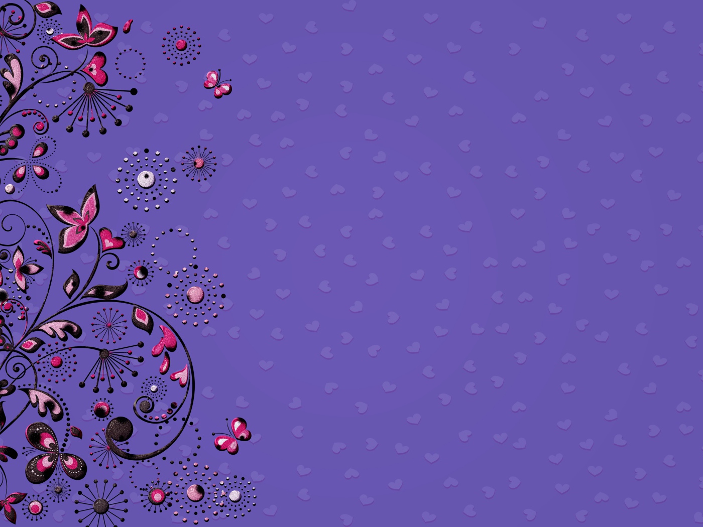 Узоры с бабочками и сердечками на фиолетовом фоне