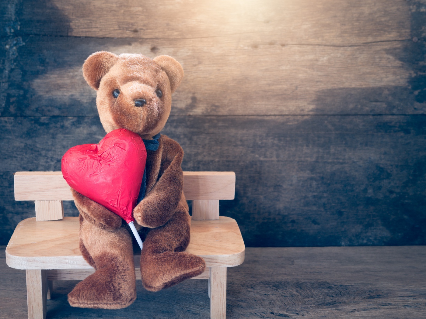 Мягкая игрушка медведь с сердцем