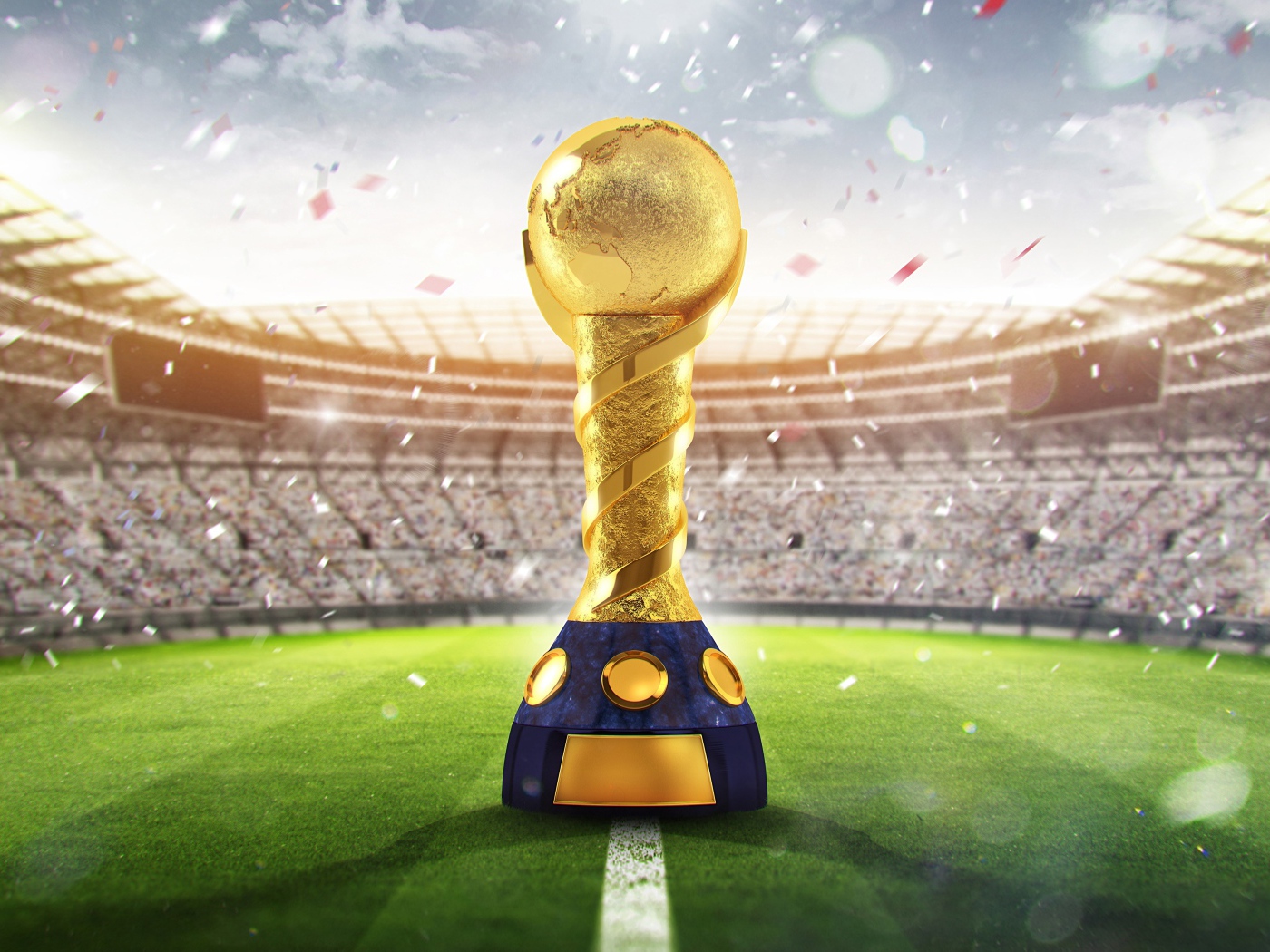 Золотой кубок Чемпионата мира по футболу 2018 в России на футбольном поле