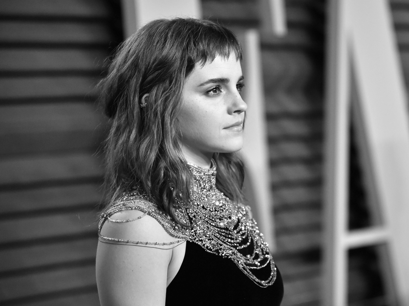 Актриса Эмма Уотсон черно-белое фото