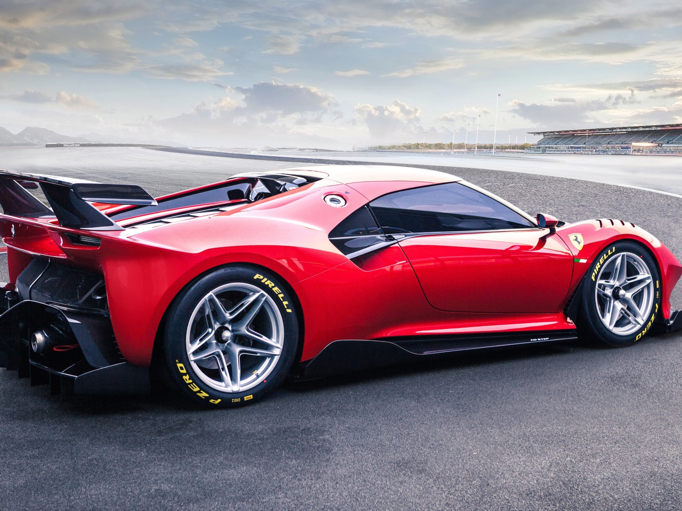 Спортивный Ferrari P80C 2019  года вид сзади