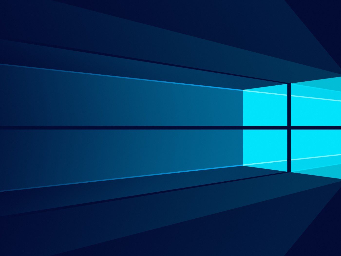 Окно Windows 10 на синем фоне