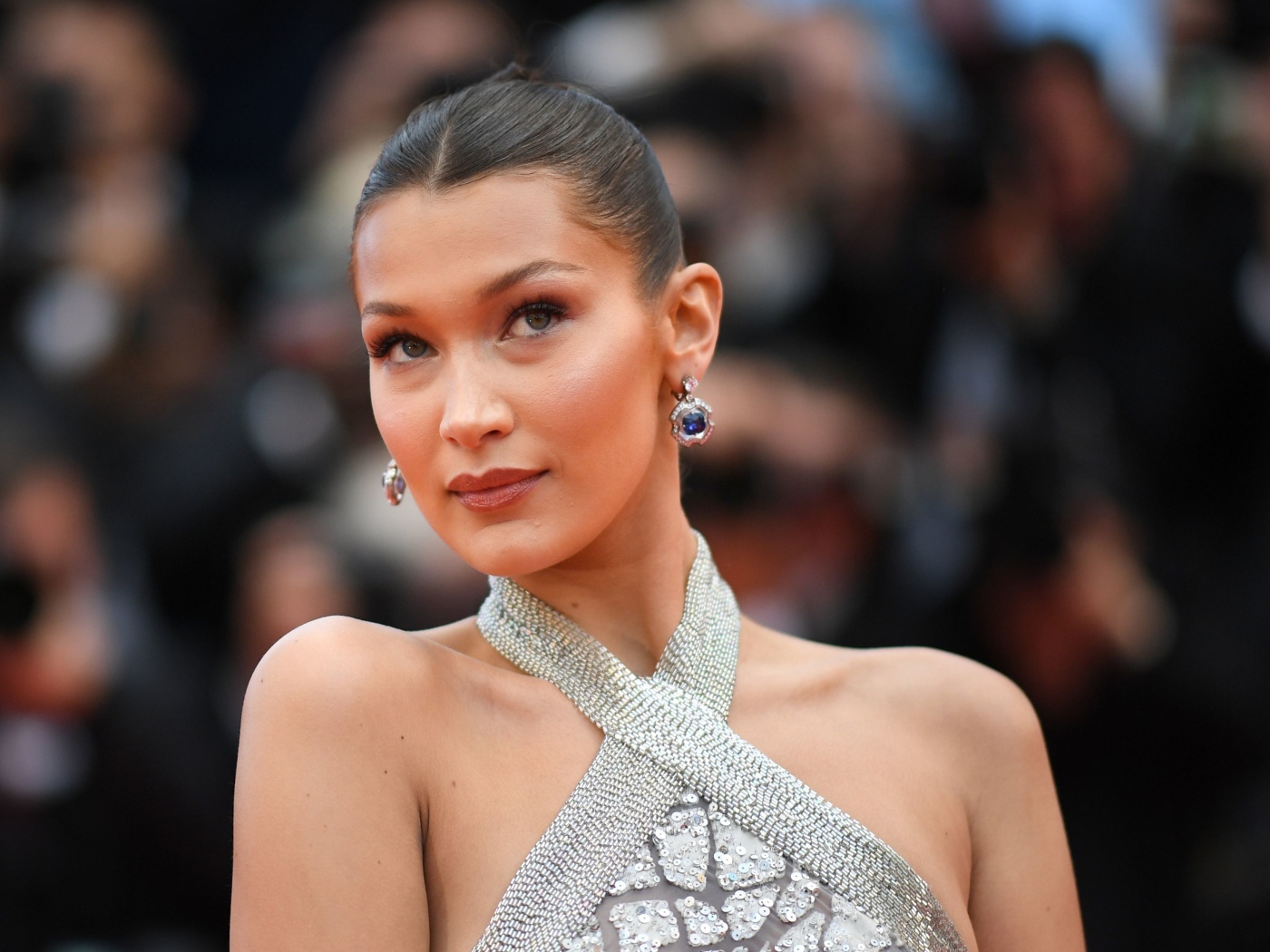 Красивая молодая девушка модель Белла Хадид