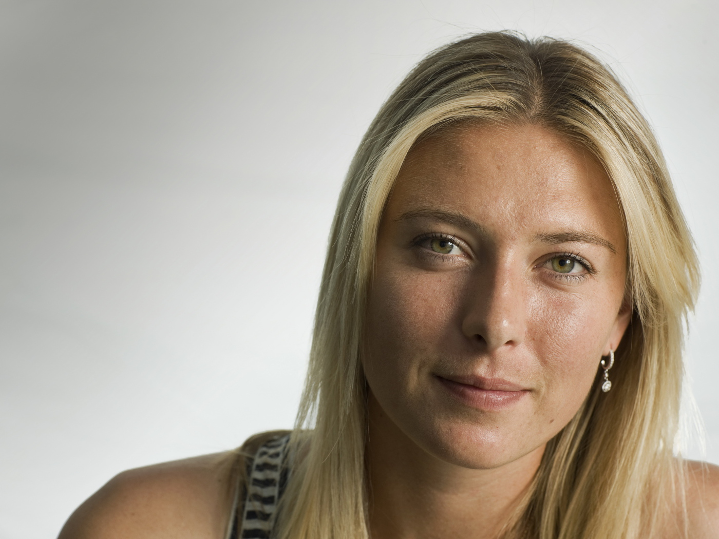 Российская теннисистка Мария Шарапова лицо крупным планом