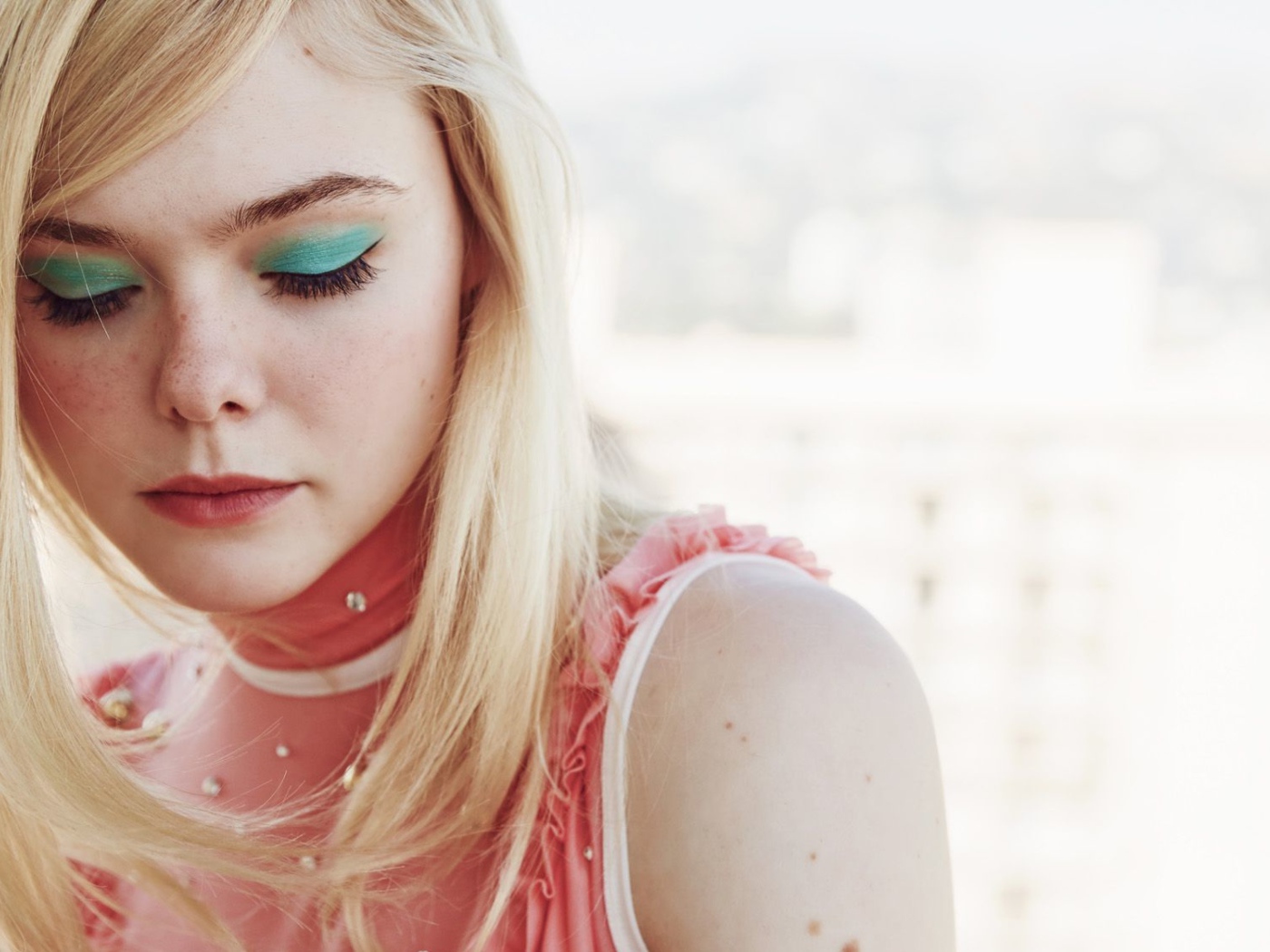 Красивая нежная блондинка, актриса Эль Фаннинг 