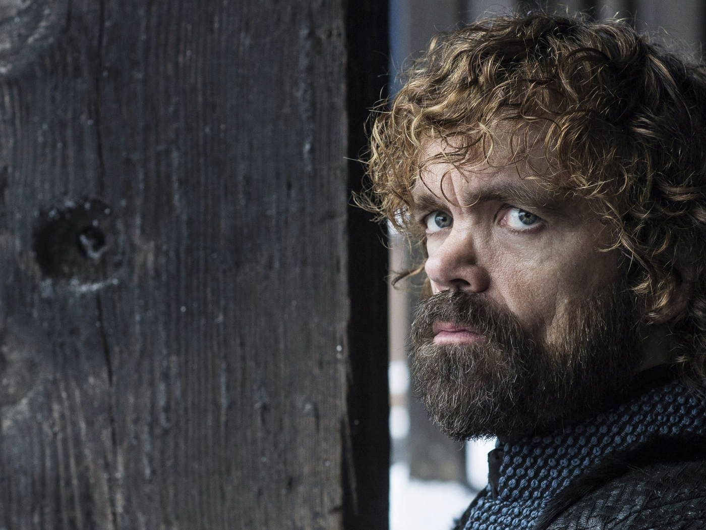 Персонаж Тирион Ланнистер с бородой из сериала Игры престолов