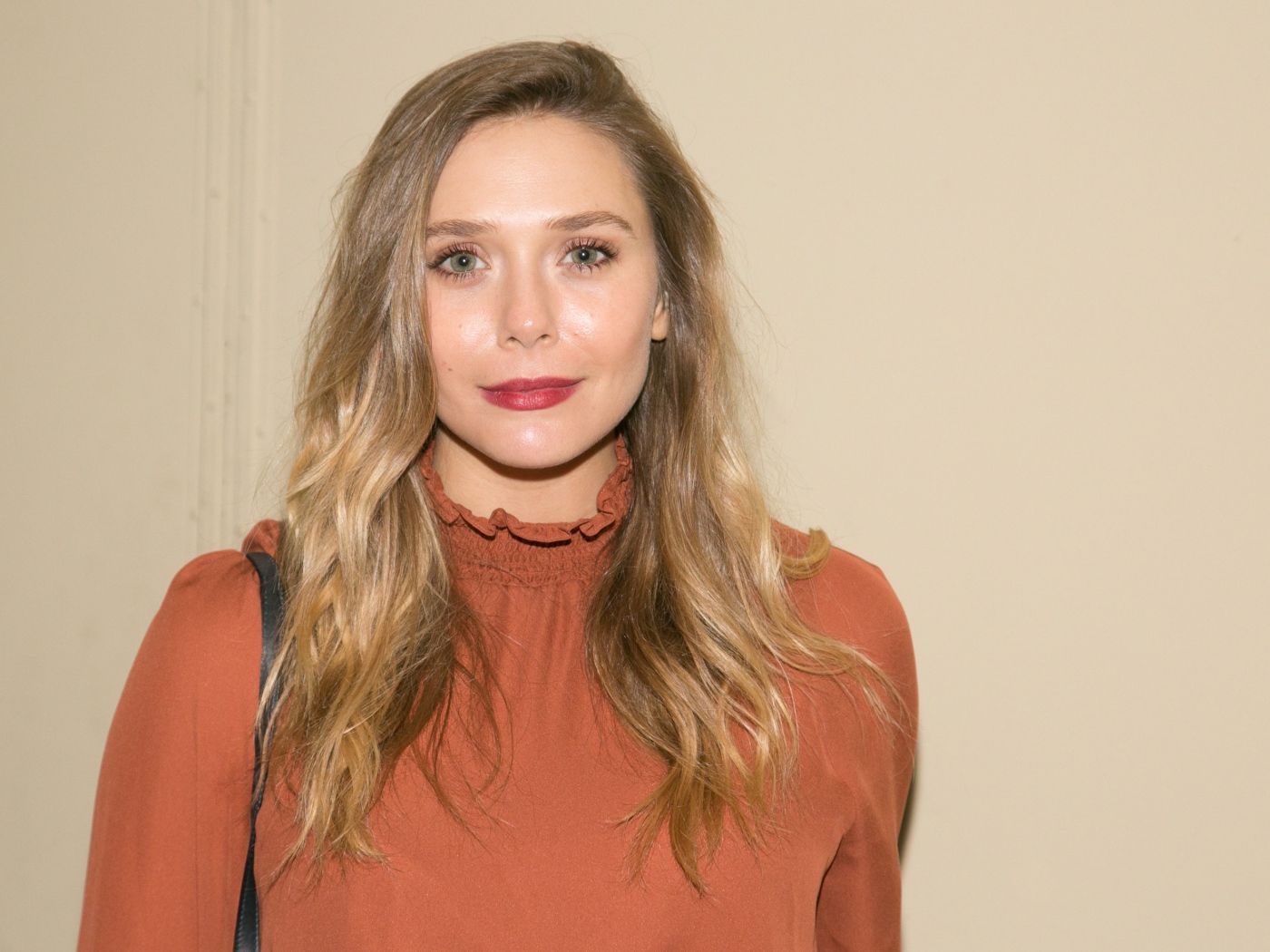 Милая девушка, актриса Элизабет Олсен 