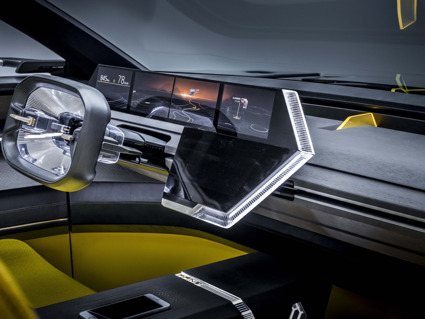 Салон автомобиля Renault Morphoz 2020 года