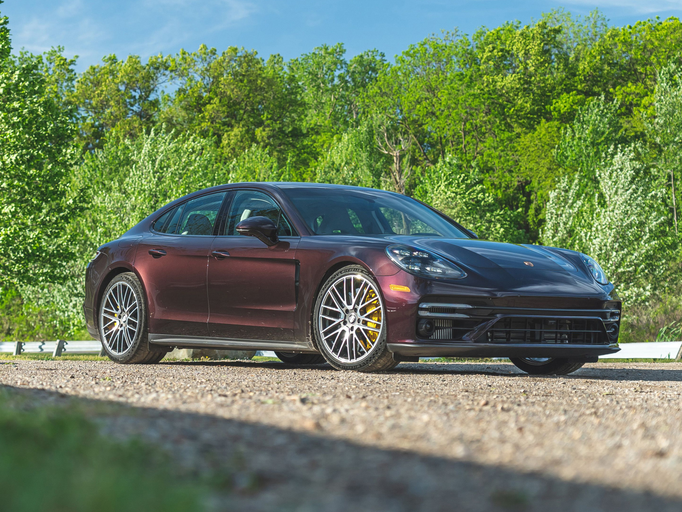 Коричневый Porsche Panamera Turbo S, 2021 года