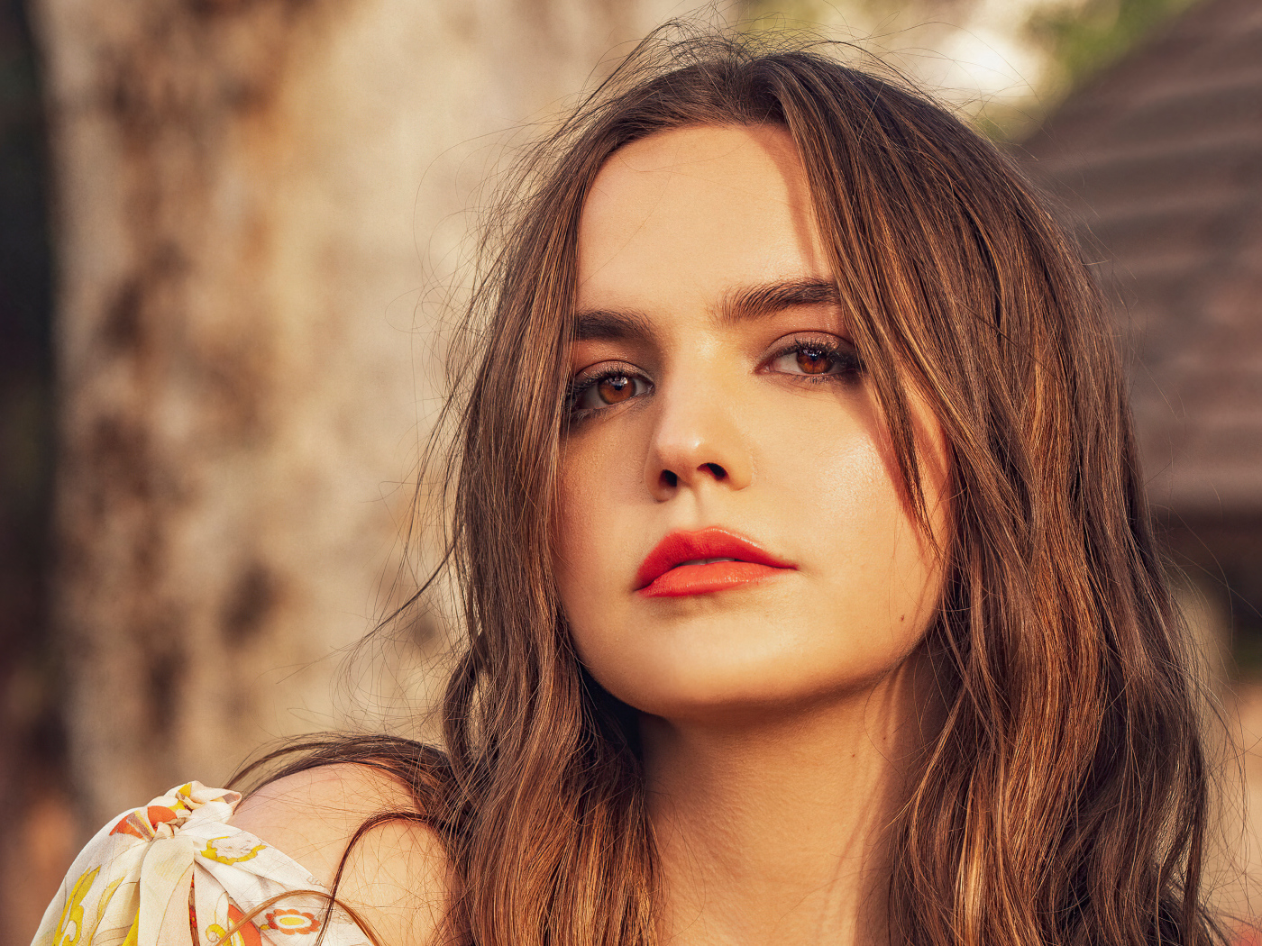 Милая актриса Бэйли Мэдисон крупным планом