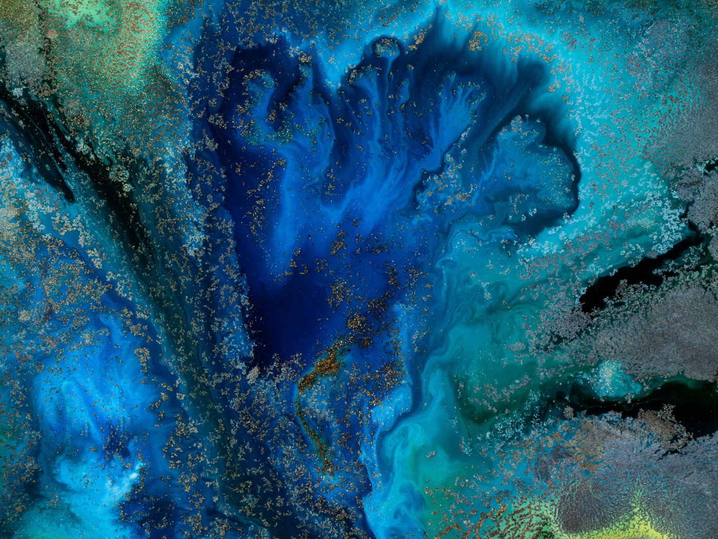 Разные оттенки голубой иллюзии