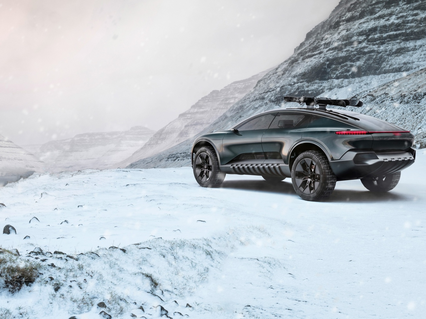 Внедорожник Audi Activesphere на снегу