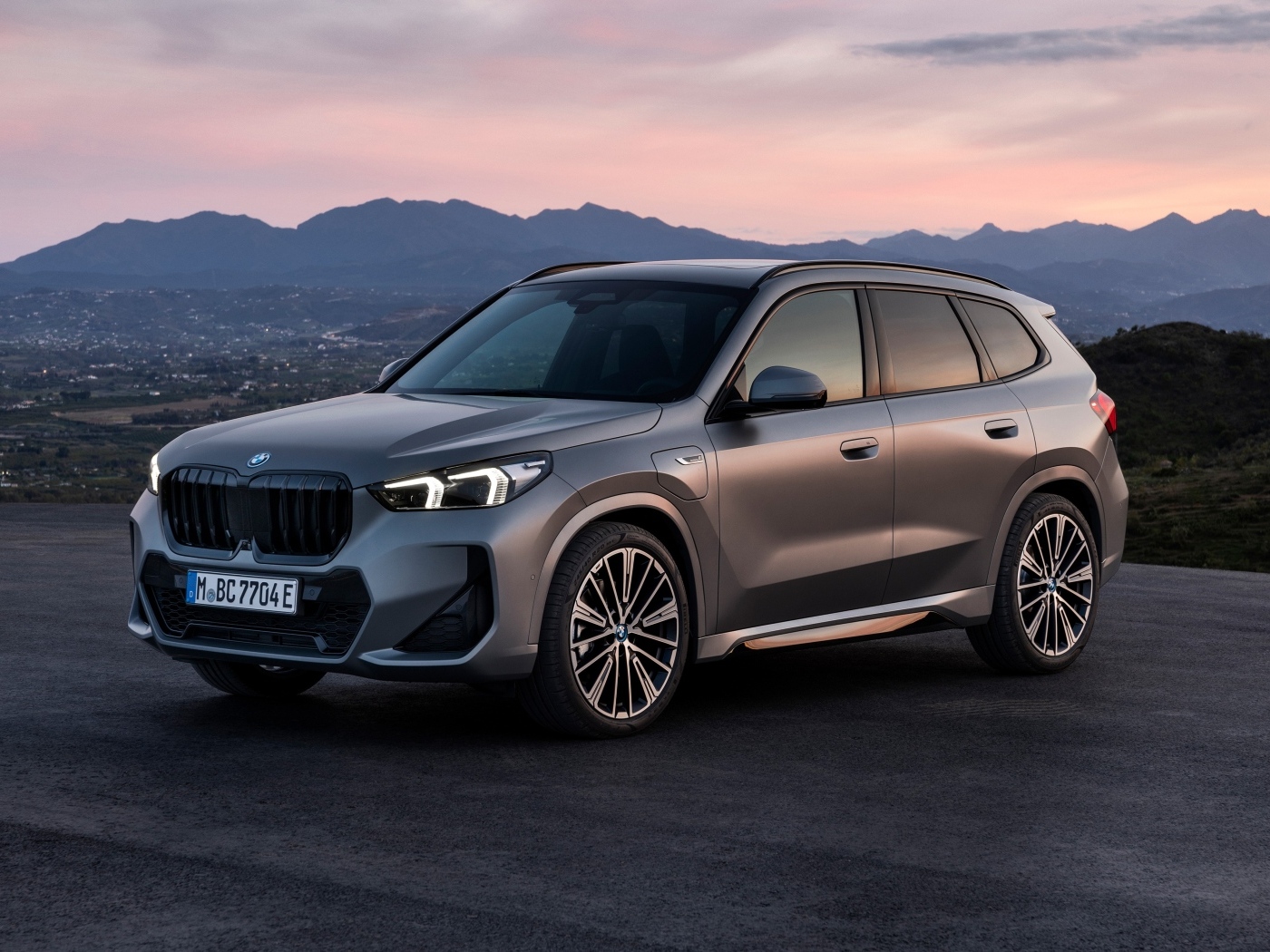 Автомобиль BMW X1 XDrive30e M Sport 2022