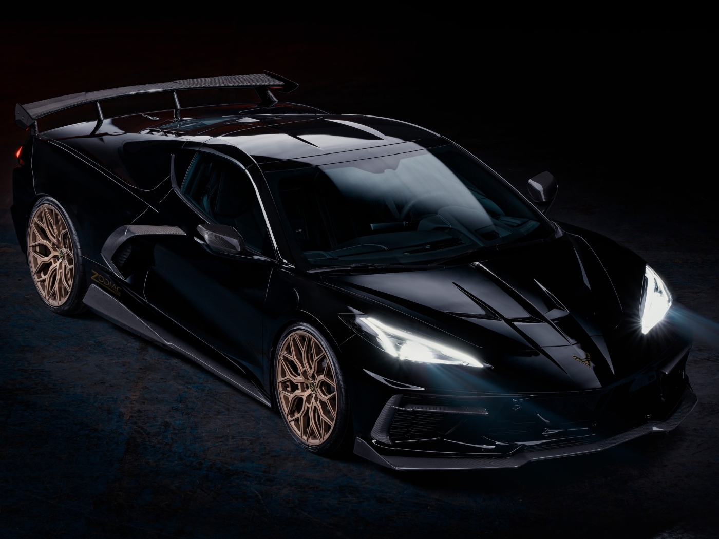 Черный автомобиль Chevrolet Corvette Zodiac 2023 года