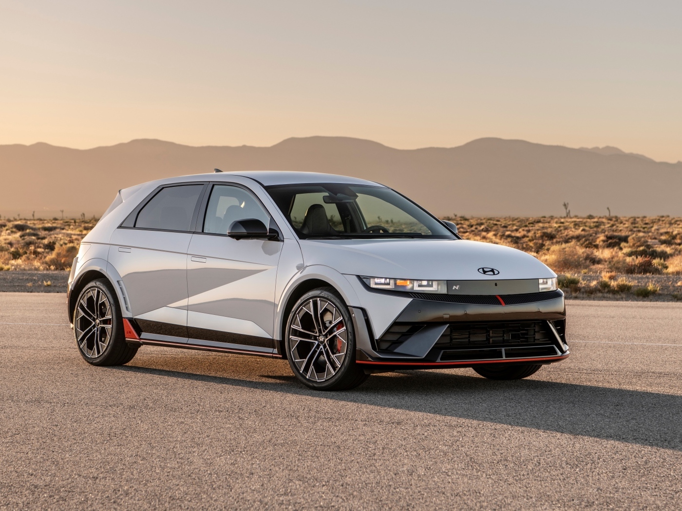 Автомобиль Hyundai IONIQ 5 N 2025 года