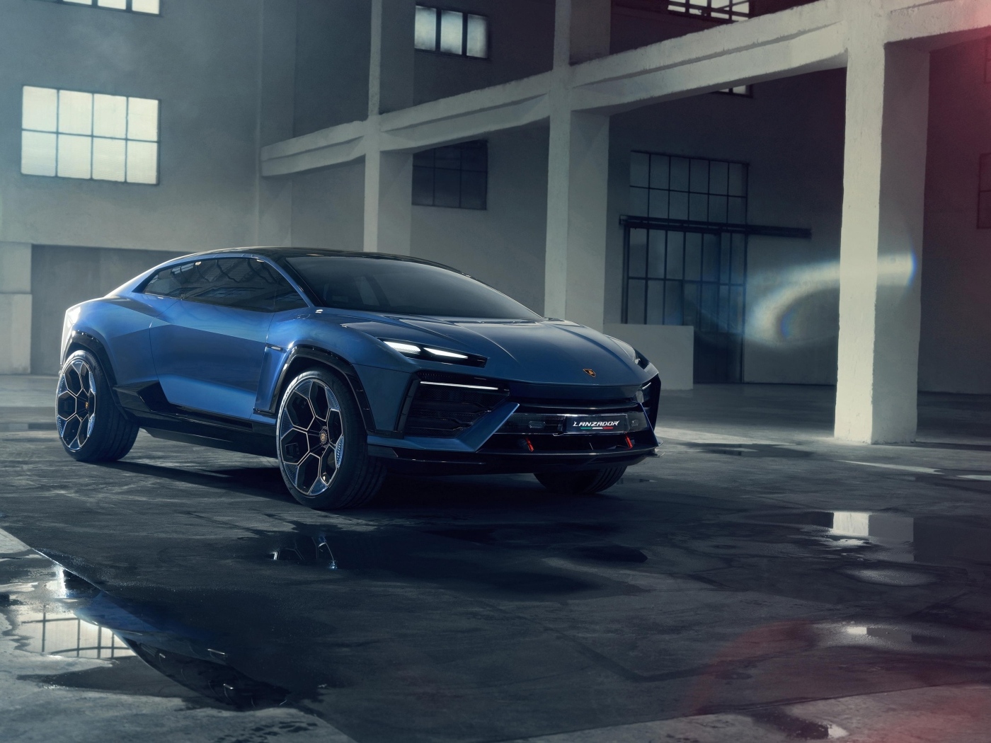Быстрый автомобиль Lamborghini Lanzador Concept EV в здании