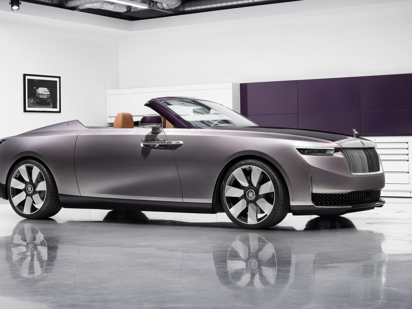 Автомобиль кабриолет Rolls-Royce Amethyst Droptail