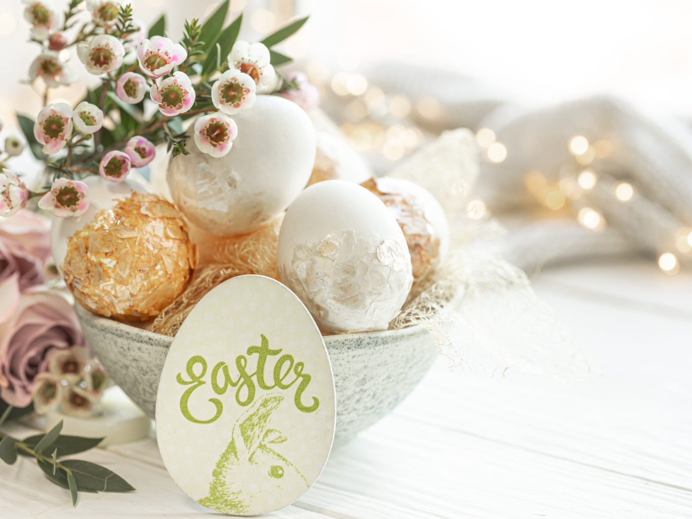 Красивые яйца с цветами на Пасху