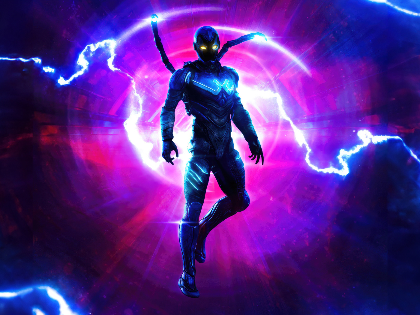 Супергерой Синий Жук на фоне молнии