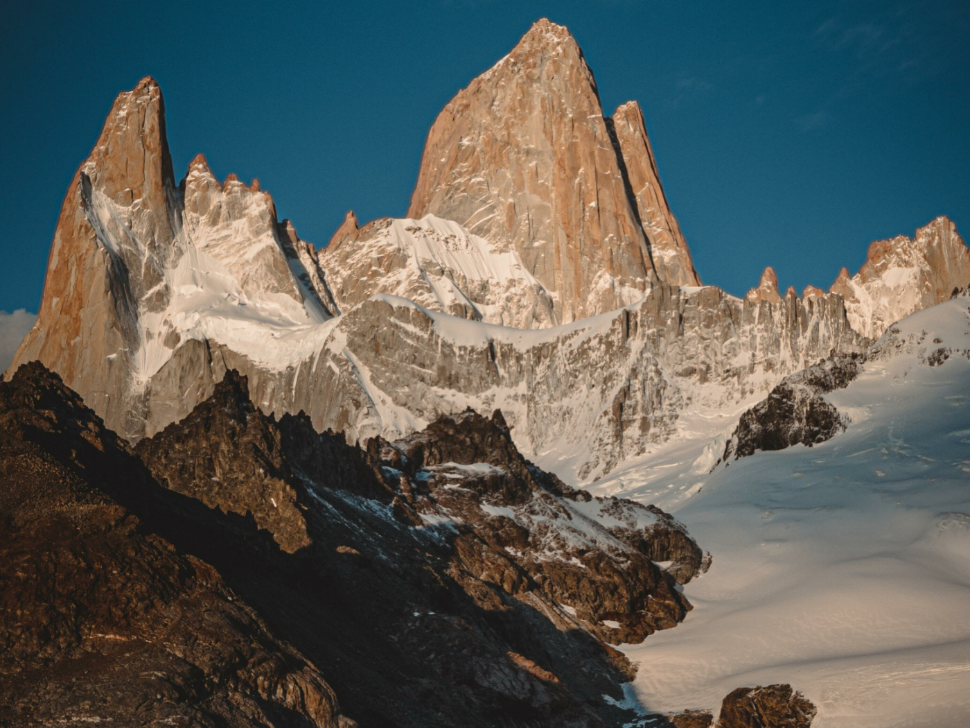 Заснеженные вершины Фицрой