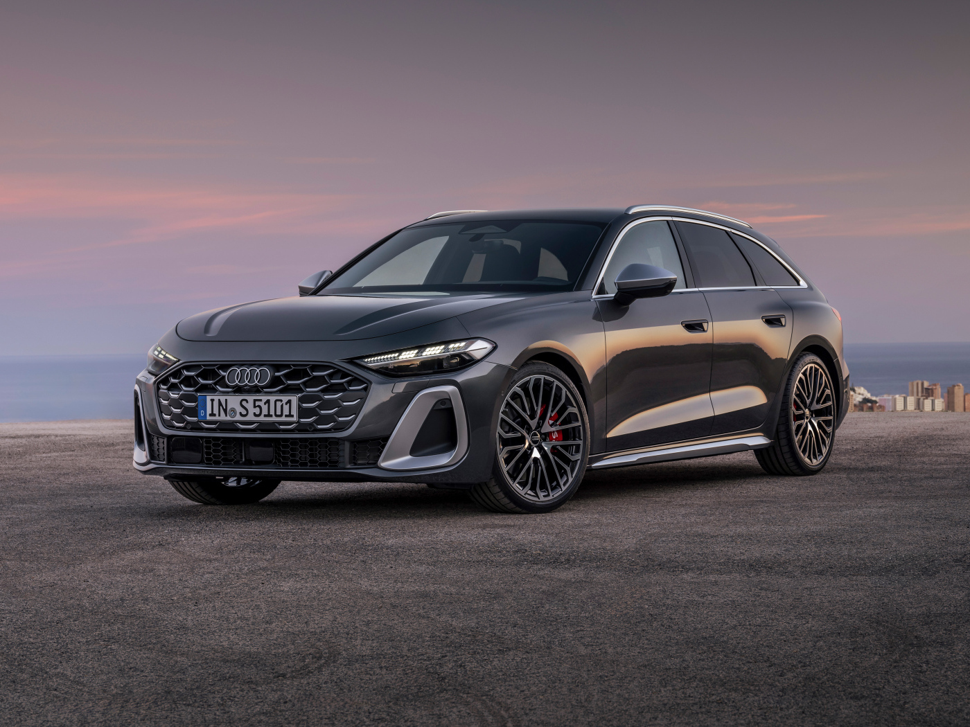 Новый автомобиль Audi S5 Avant TFSI quattro 2024 года