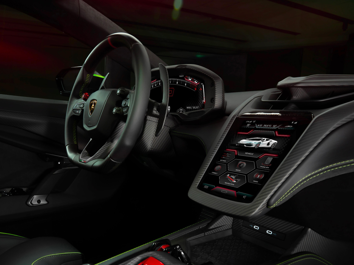 Черный салон автомобиля Lamborghini Revuelto At Lamborghini Arena 2024  года